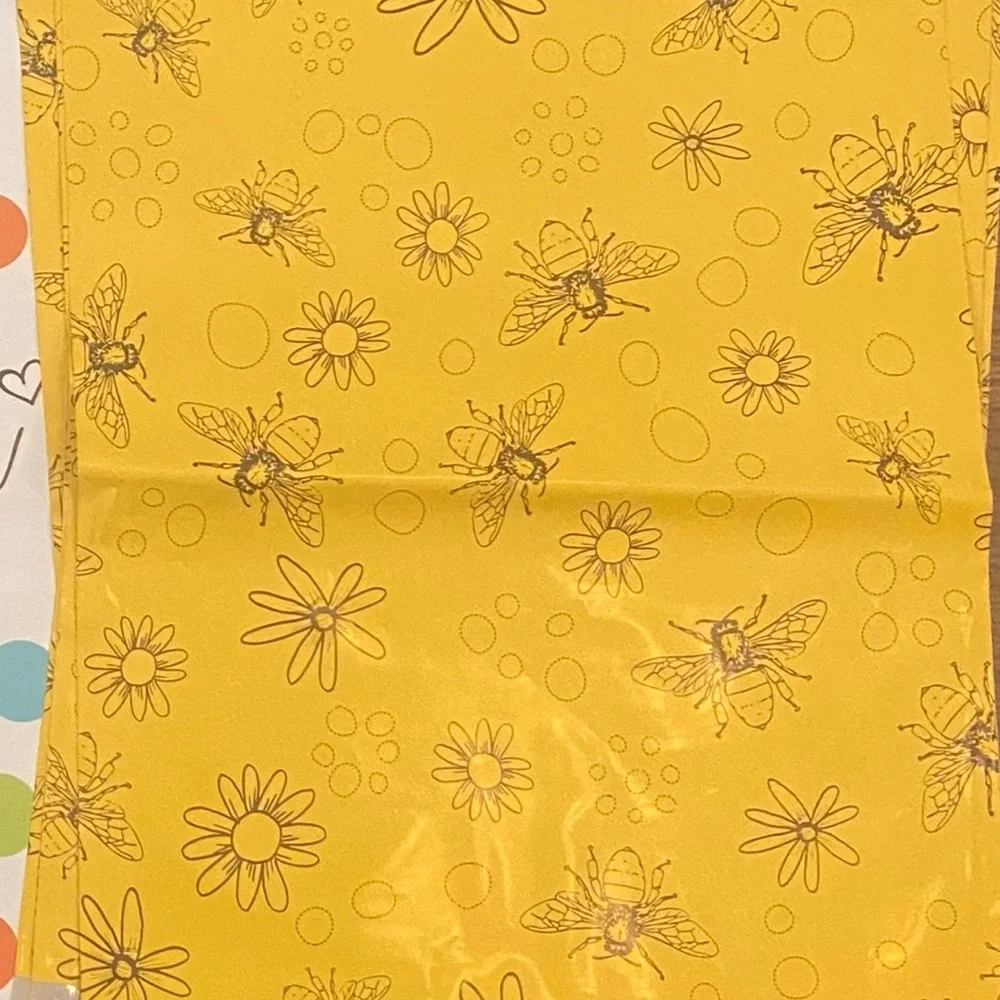 Set of 10 12x15.5 Yellow Bee & Daisy Polymailers